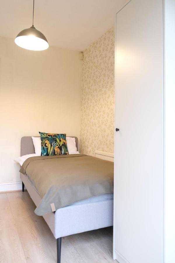 Bee Stays - Maliston House Great Sankey Esterno foto